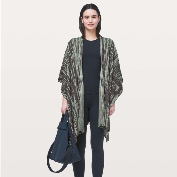 Lululemon wrap - Picture 2 of 3